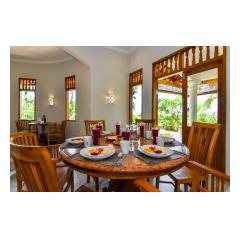 Dining Table - Palm Living Bali Long Term Villa Rentals