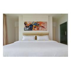 Bed With Painting - Palm Living Bali Long Term Villa Rentals