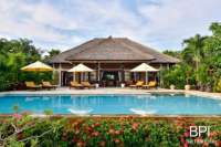 Luxury Beachfront Villa in Bali
