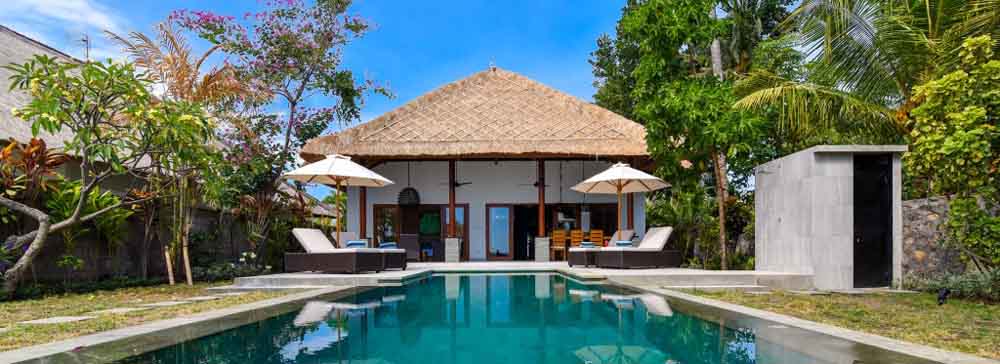 Villa Baru - Bali Villa Building by Palm Livving