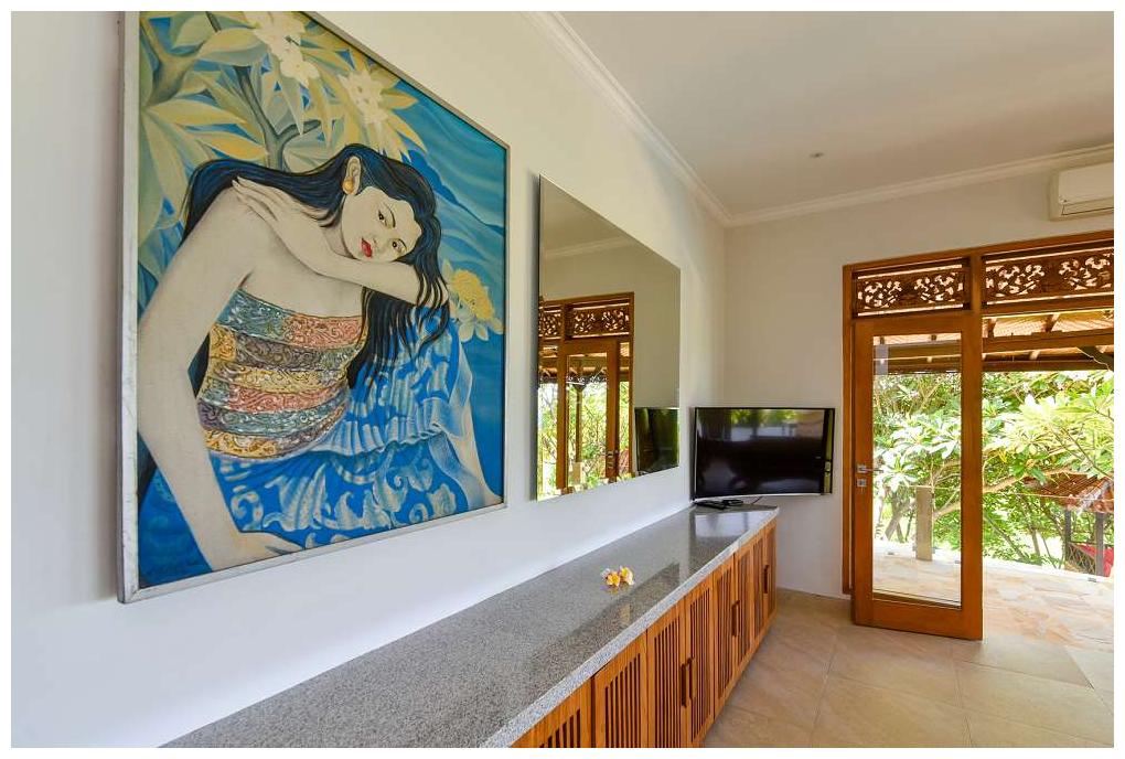 Picture Of Jintan Villa Rental Living Painting