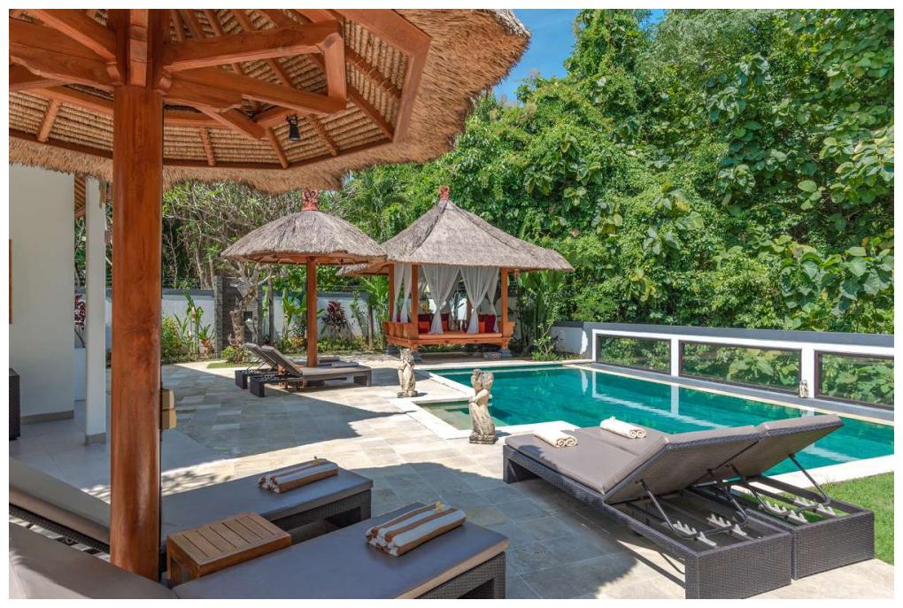 Udara North Bali Sunbeds At Pool