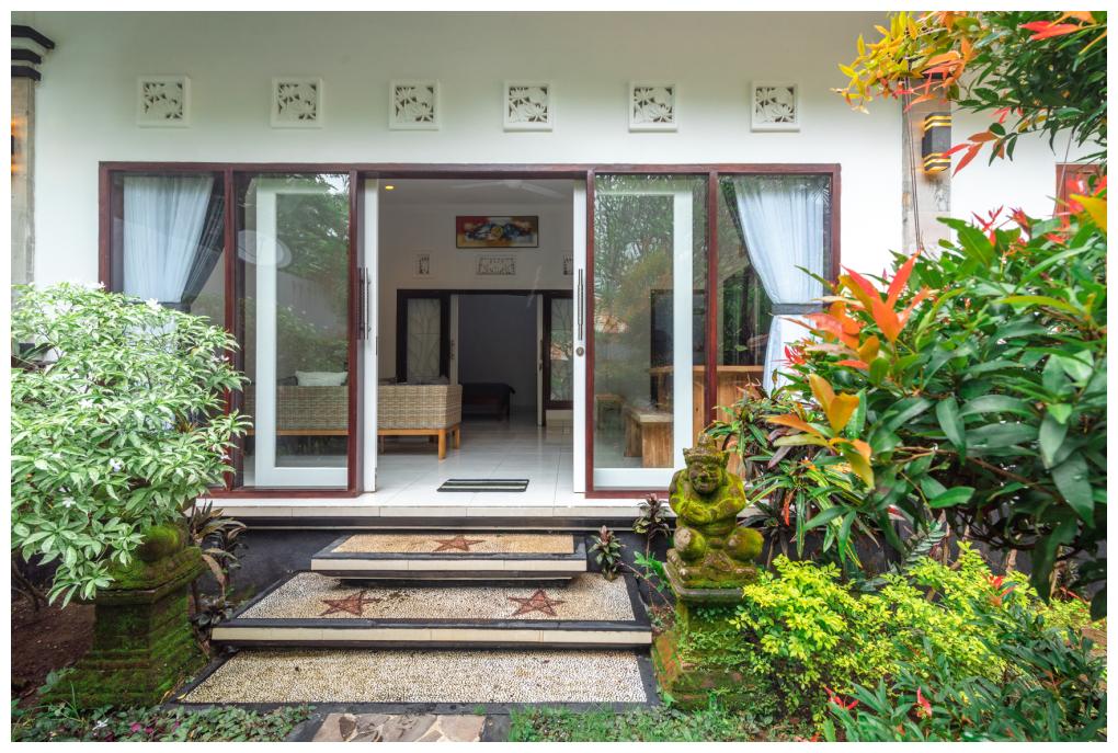Villa Gunvia Rental Enter Villa