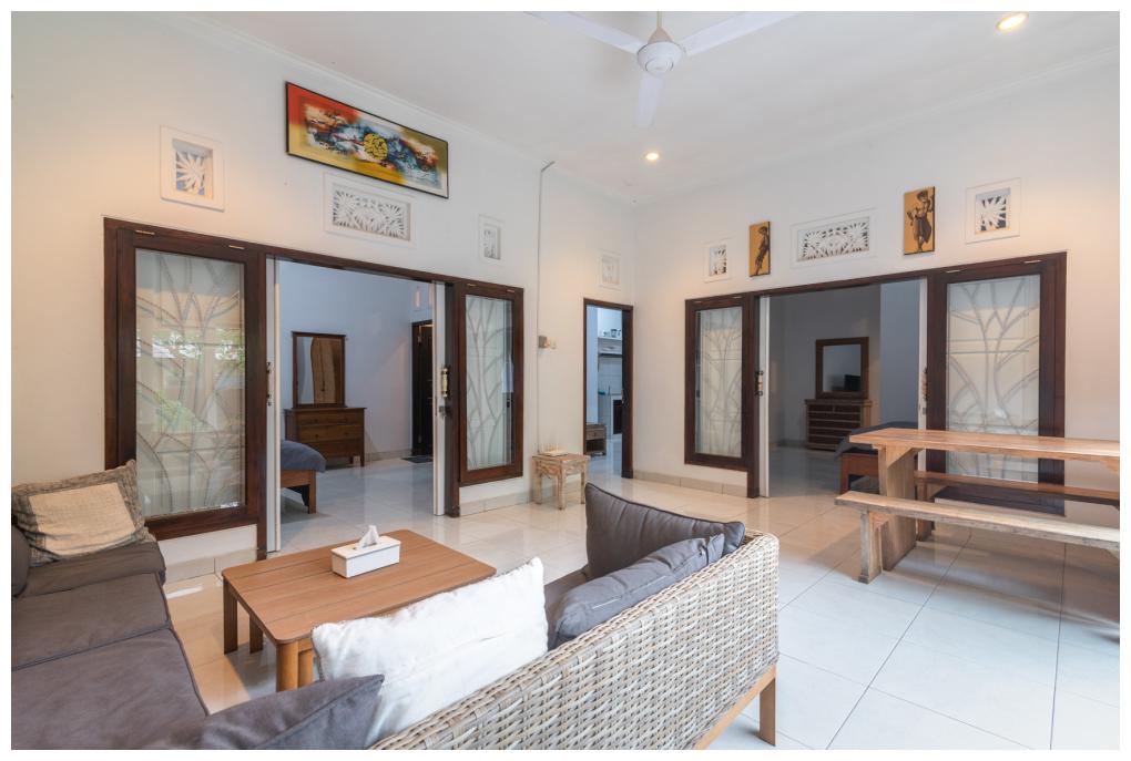 Villa Gunvia Rental View Interior