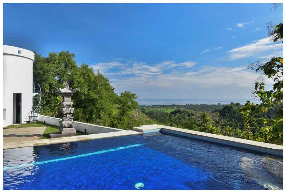 Villa Kapal Rental Pool With A View