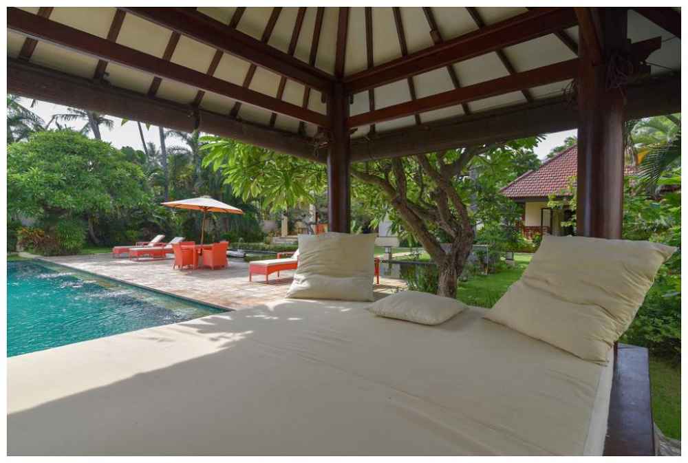 Villa Singkenken Bali Inside Gazebo