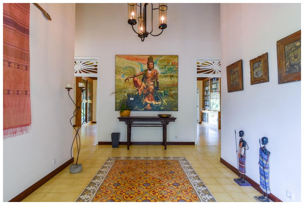 Villa Umah Djiwo Lovina Rent Hallway