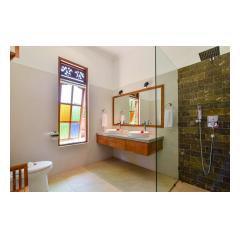 Jintan Bath 1 - Palm Living Bali Long Term Villa Rentals