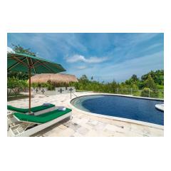Sunbeds At Pool Four - Palm Living Bali Long Term Villa Rentals
