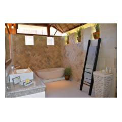 Sianti Bathroom - Palm Living Bali Long Term Villa Rentals