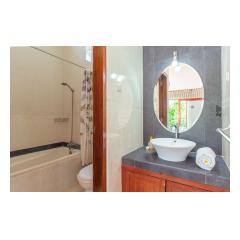 Bed Bath Room6 - Palm Living Bali Long Term Villa Rentals