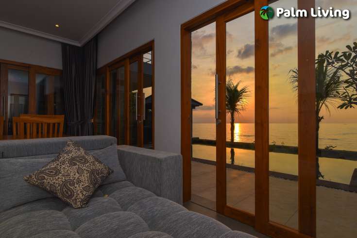 Beachfront  Villa Nearby Lovina