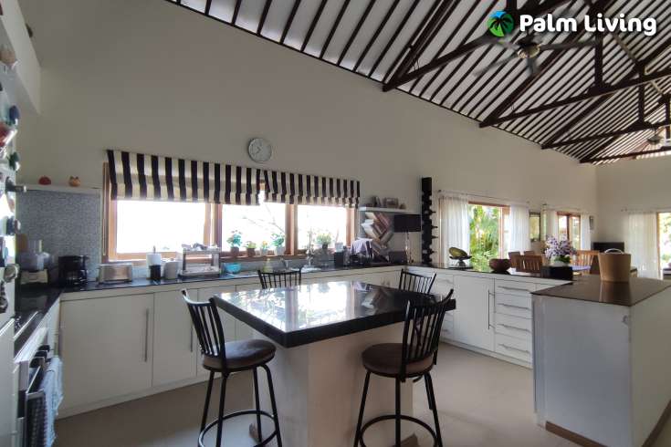 Hillside Villa for Sale in North Bali