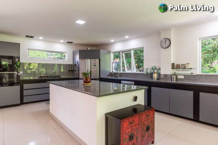 Modern Two Storey Villa in Kaliasem