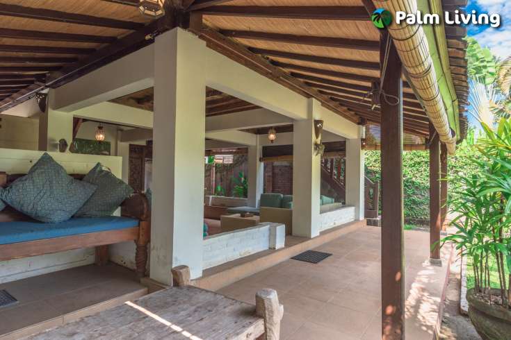 Beachfront Villa Complex in Central Lovina