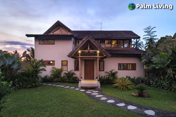 Bright Villa Surrounded by Nature for Sale