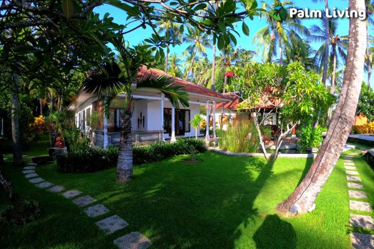 Secluded Seafront 3 Villa Estate
