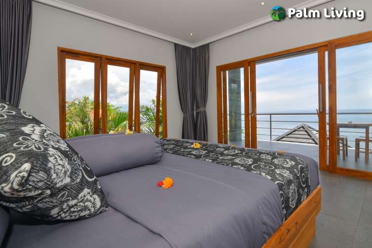 Beachfront  Villa Nearby Lovina