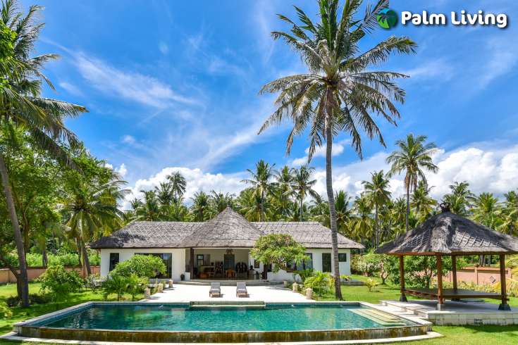 Beachfront Villa In Brongbong Bali For Sale