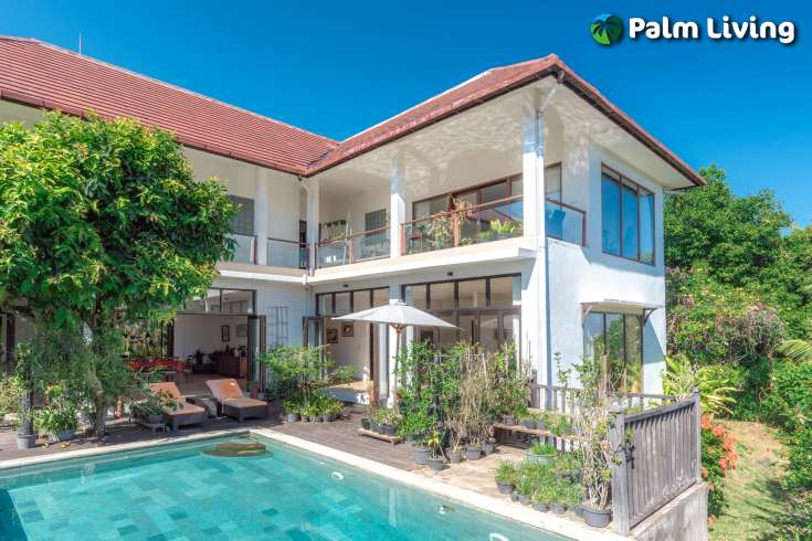 Private Villa with Tropical Garden for Sale