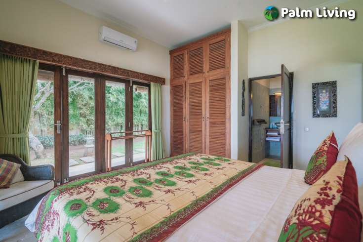 Beautiful Beachfront Villa for Sale