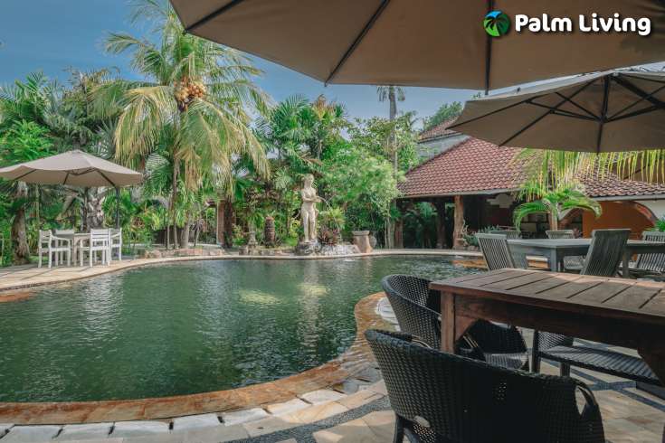 Spacious Garden Villa for Sale
