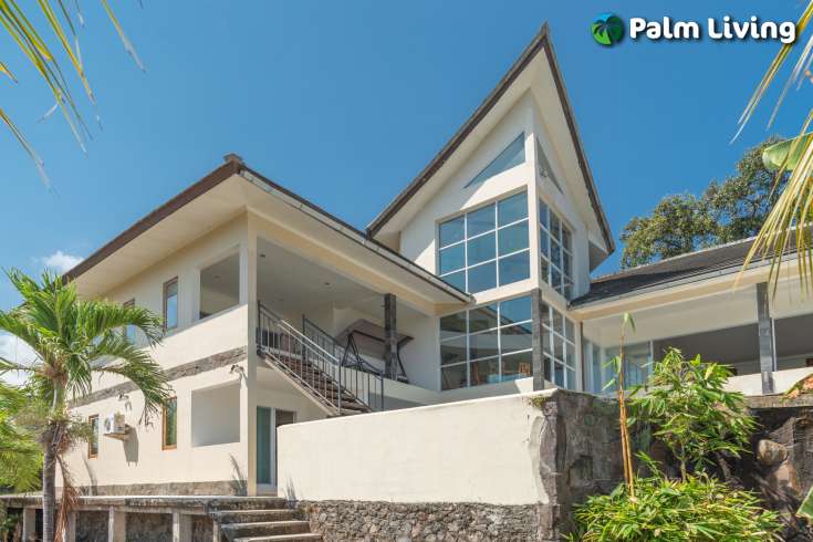 Large Contemporary Villa Ocean View