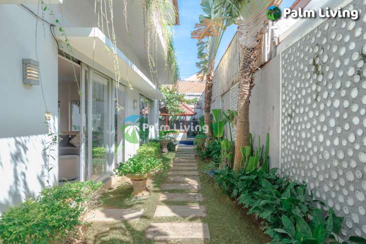 Minimalist House in Singaraja for Sale