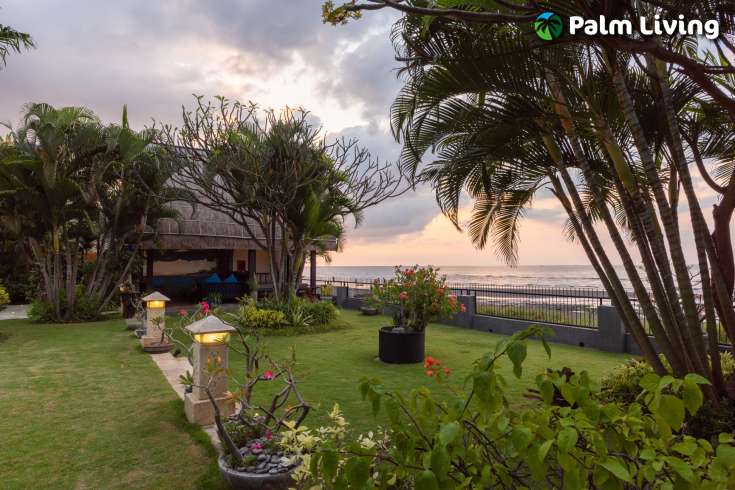 Beachfront villa with two joglo for sale