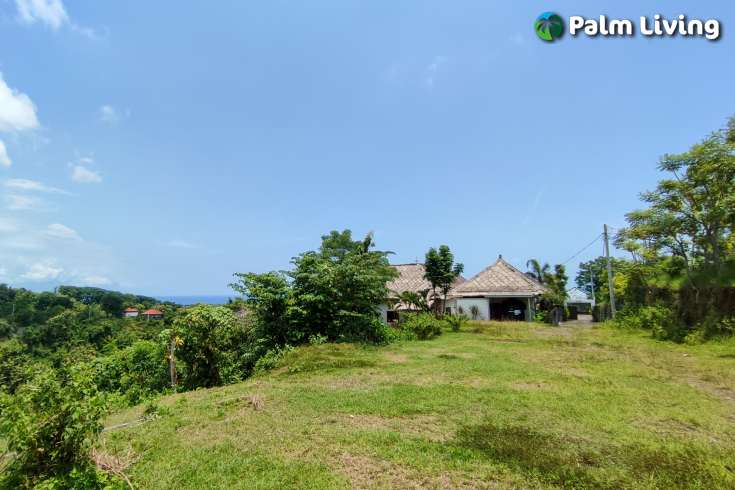 Hillside land in Kayuputih for sale