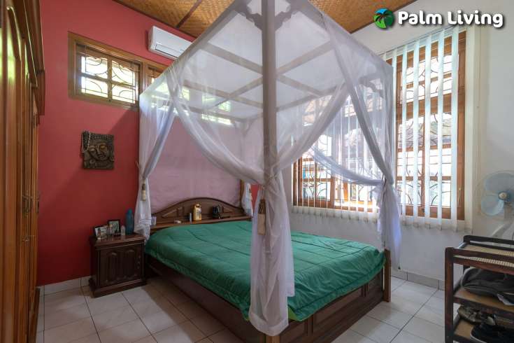 Villa with Balinese design for sale