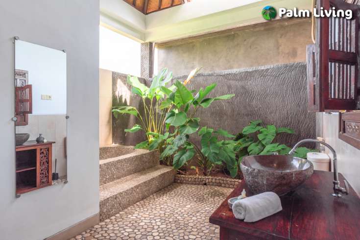 Stunning Villa for sale in Lovina