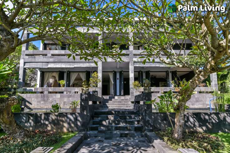 An Unique Hillside Villa For Sale in Bali