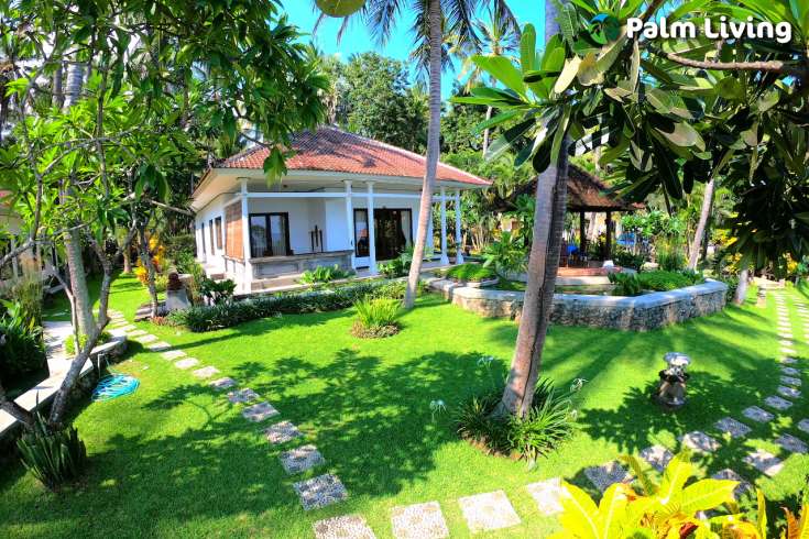 Secluded Seafront 3 Villa Estate