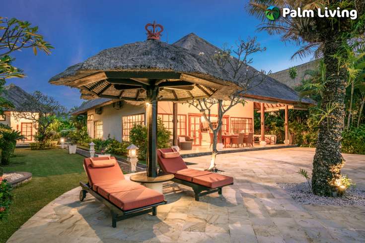 Villa on the Beach with Guest House