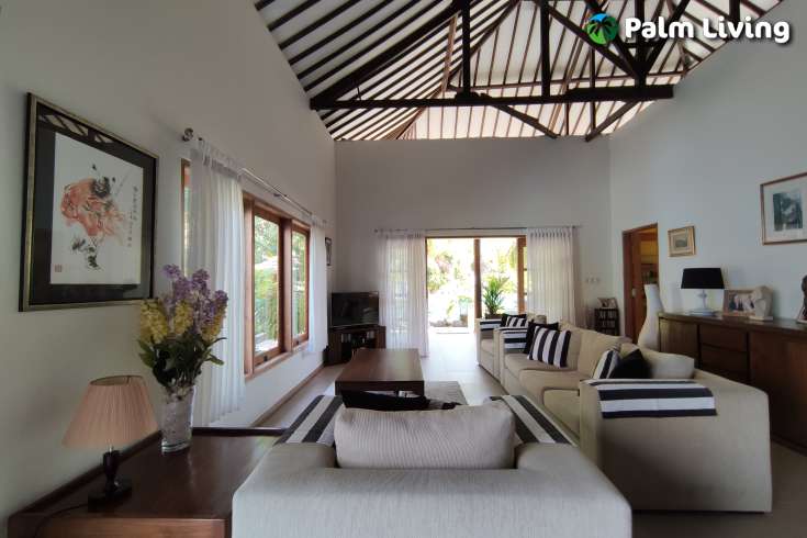 Hillside Villa for Sale in North Bali