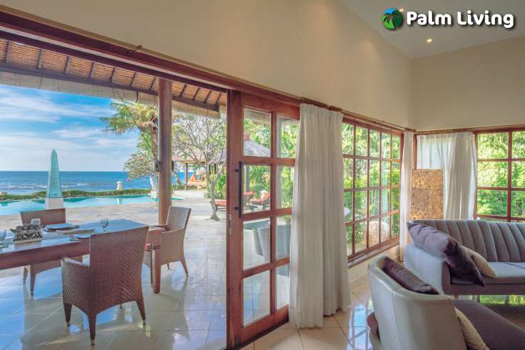 Villa on the Beach with Guest House