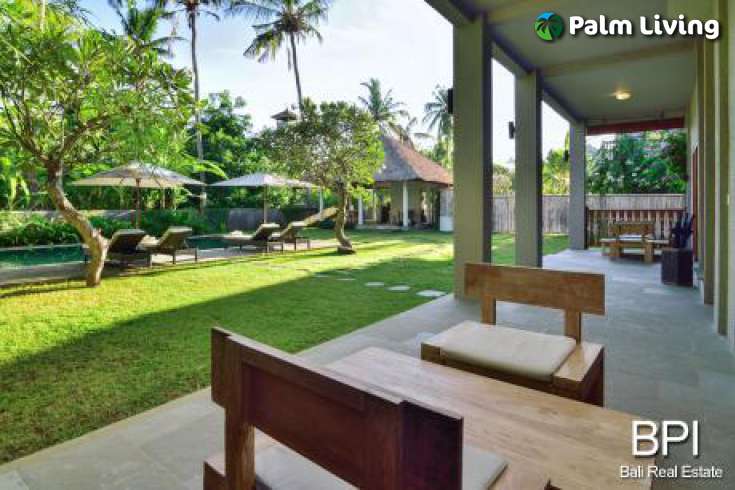 Freehold Hotel In Lovina For Sale