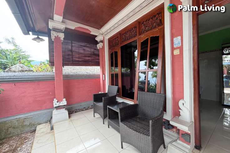 Minimalist House for Sale in Central Lovina