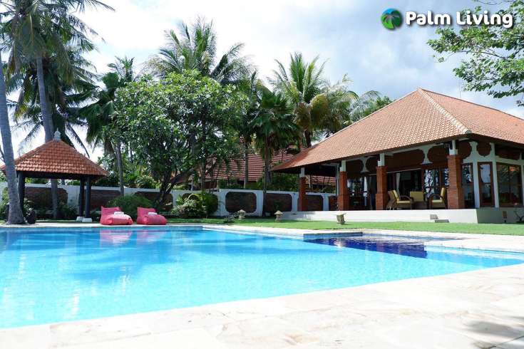 Beautiful Beachfront Villa for Sale