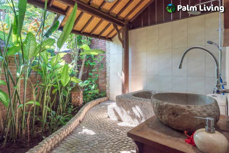 Charming 2-bedrooms Villa for Sale in Central Lovina