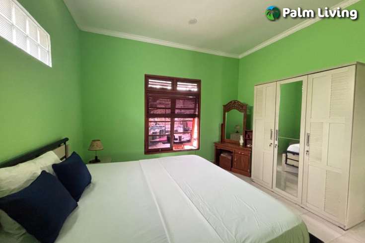 Minimalist House for Sale in Central Lovina