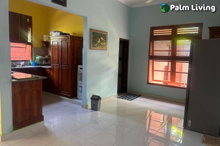 Minimalist House for Sale in Central Lovina