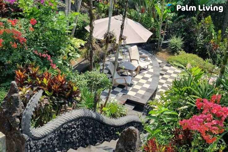 Spacious Garden Villa in Kediri for Sale