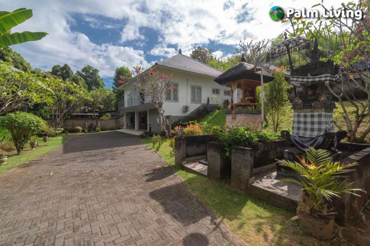 Small Resort with Private Villa For Sale