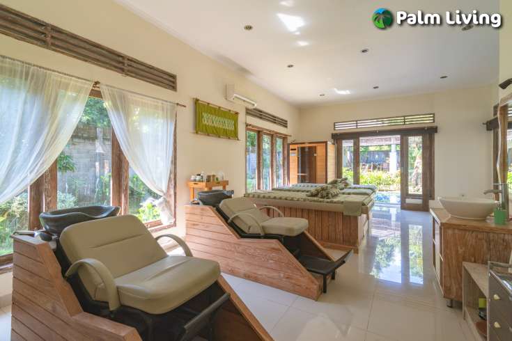 Small Resort with Private Villa For Sale