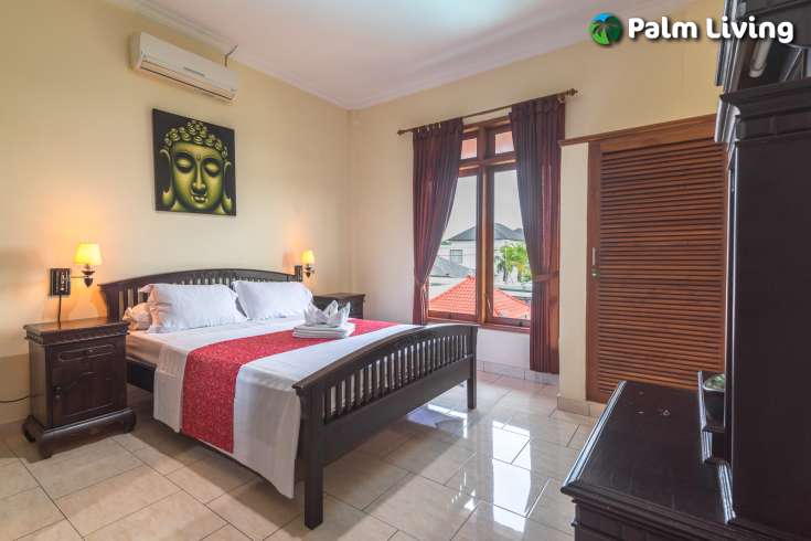 Serene Lovina Villa with Bungalow