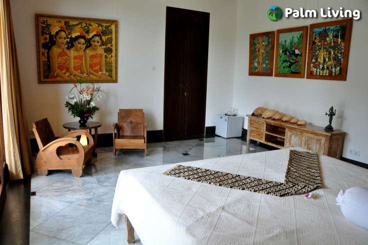Spacious Hillside Villa in Kayuputih