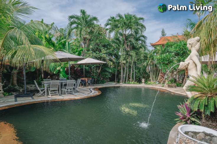 Spacious Garden Villa for Sale