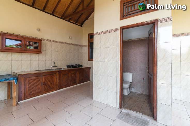 Serene Lovina Villa with Bungalow